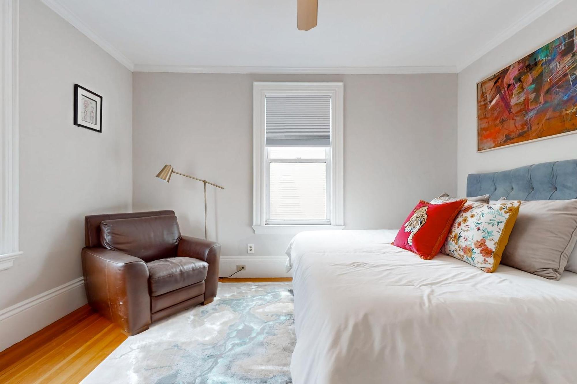 Appartement Witchy Modern à Salem Extérieur photo
